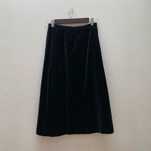 Vintage - Union Label Vegan Suede 60’s Wrap Skirt - Picture 1 of 9